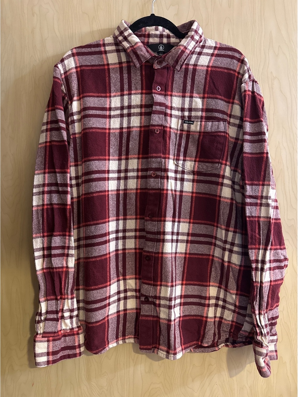 Volcom Burgandy button down flannel longsleeve Burgandy size XL